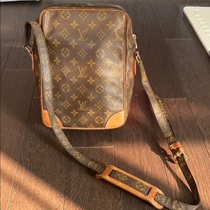 Louis Vuitton Vintage Danube